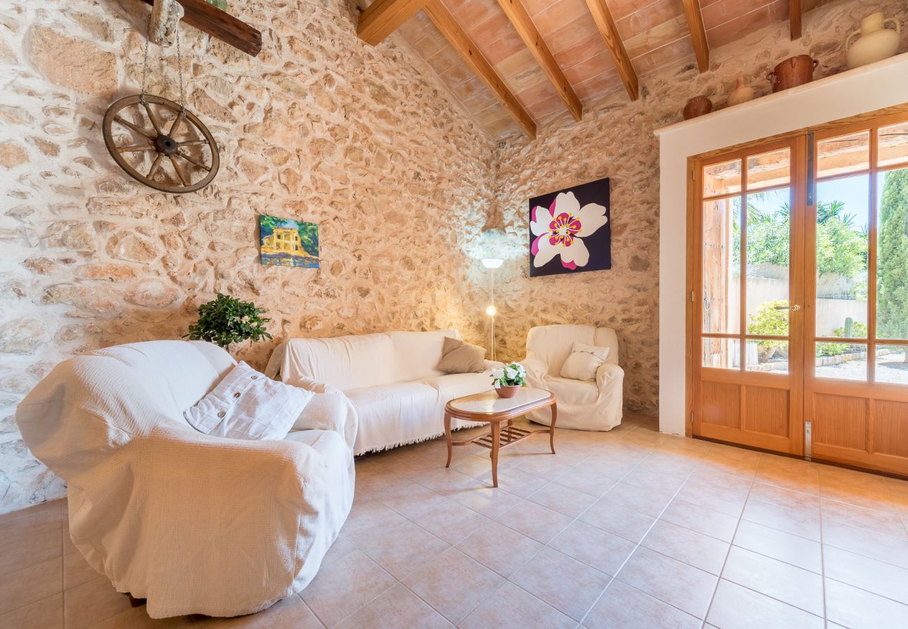 Cottage in Cas Concos des Cavaller - Winter Finca Can Concarri
