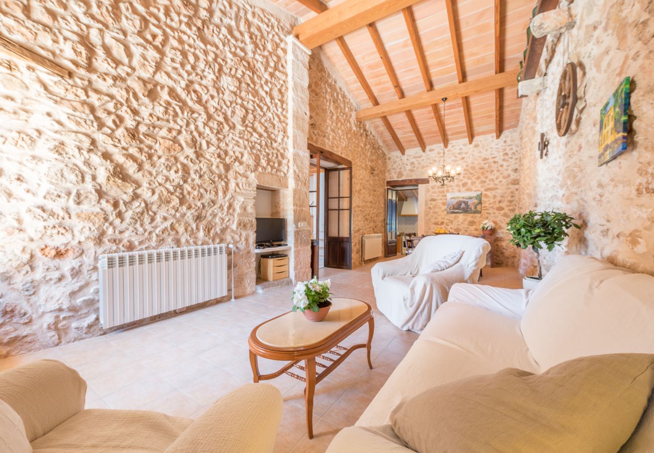 Cottage in Cas Concos des Cavaller - Winter Finca Can Concarri