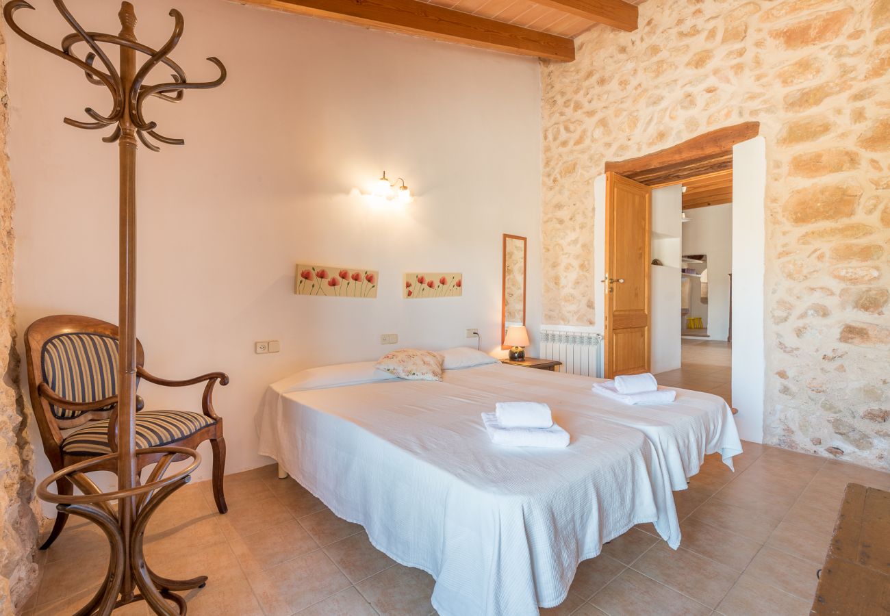 Cottage in Cas Concos des Cavaller - Winter Finca Can Concarri