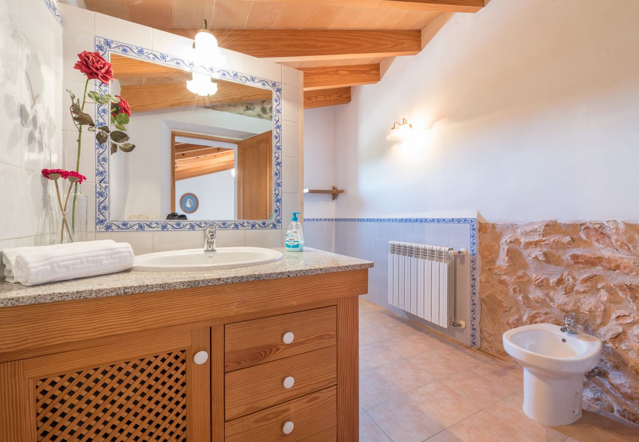 Cottage in Cas Concos des Cavaller - Winter Finca Can Concarri