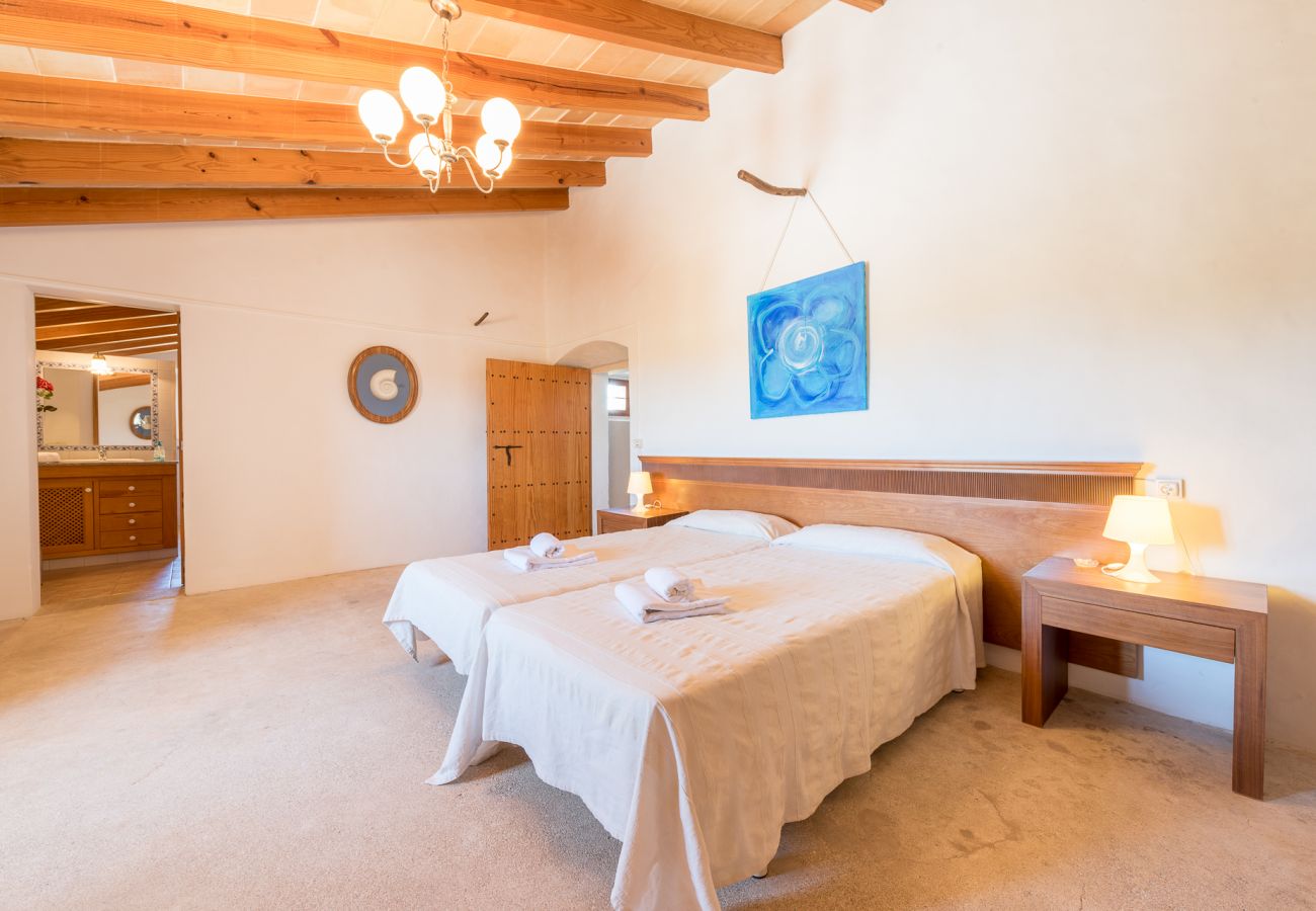 Cottage in Cas Concos des Cavaller - Winter Finca Can Concarri