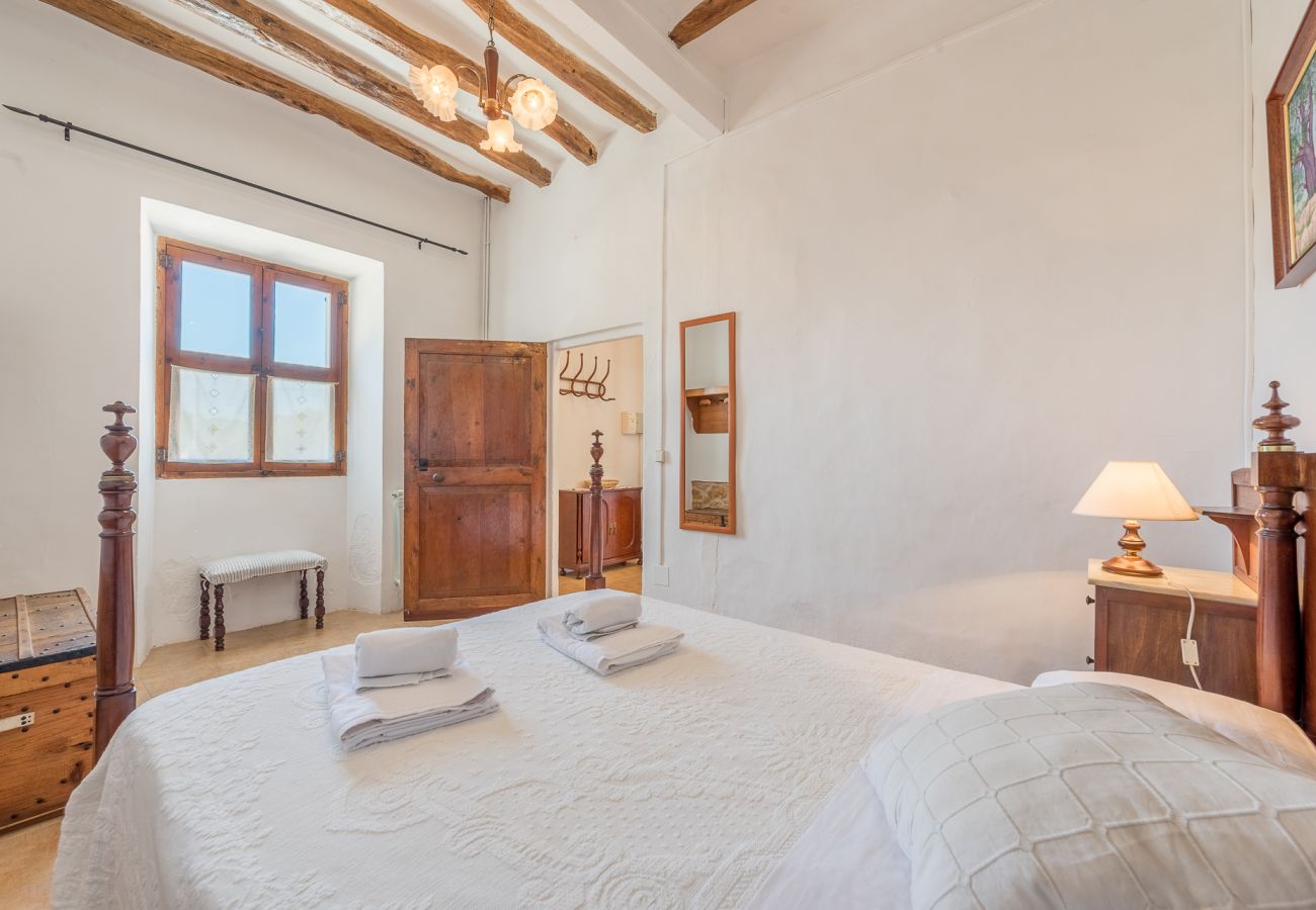 Cottage in Cas Concos des Cavaller - Winter Finca Can Concarri