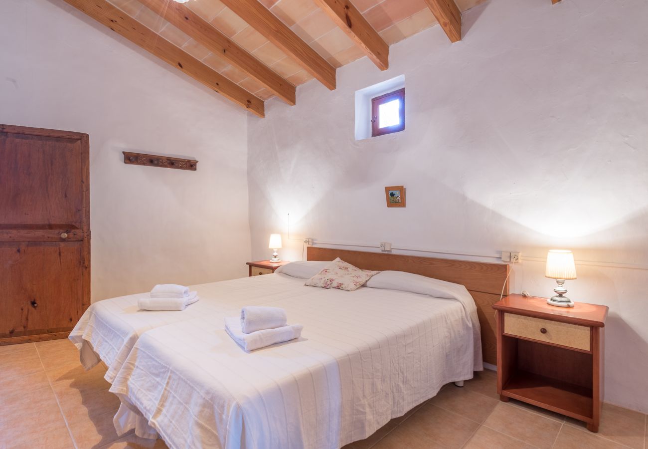 Cottage in Cas Concos des Cavaller - Winter Finca Can Concarri