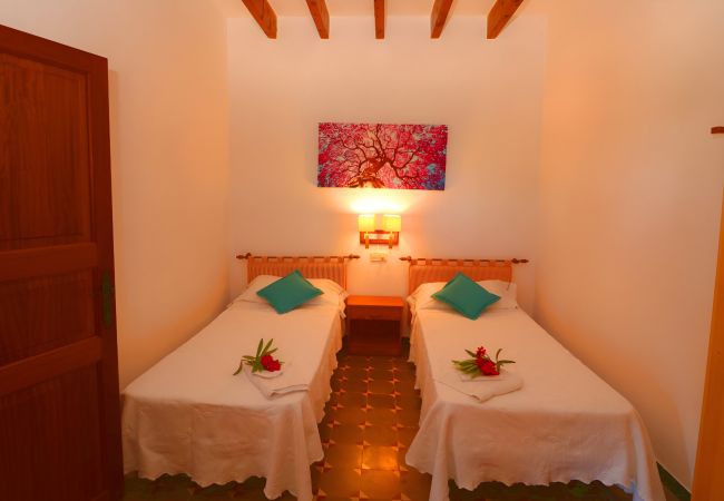 Country house in Campos - 408 Finca Alcoraia ETV2951 by Mallorca Charme Country house in Campos - 408 Finca Alcoraia ETV2951 by Mallorca Charme