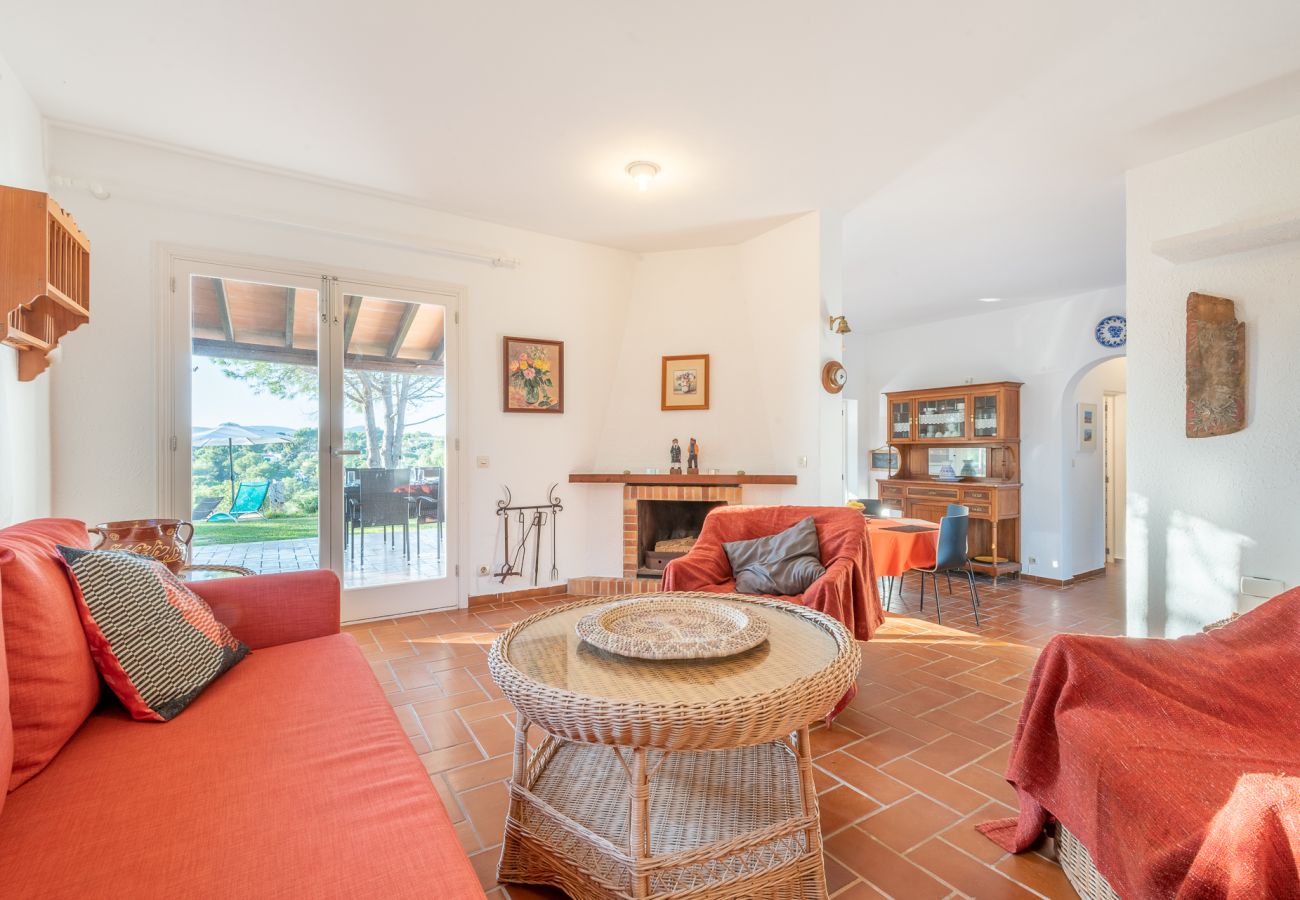 House in Cala Murada - Casa Barca