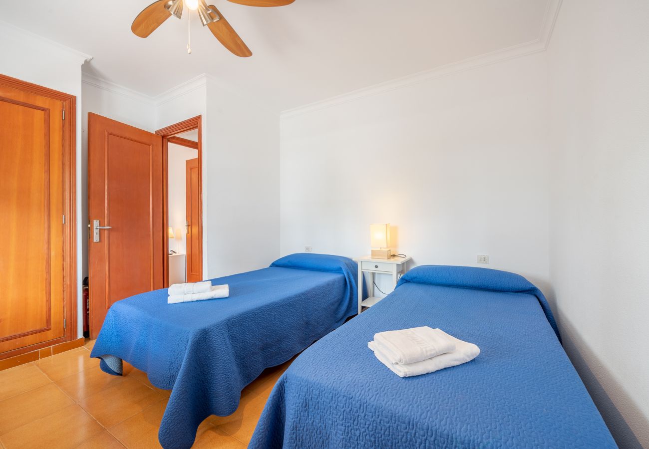 Apartment in Portocolom - Apartment Corb Mari