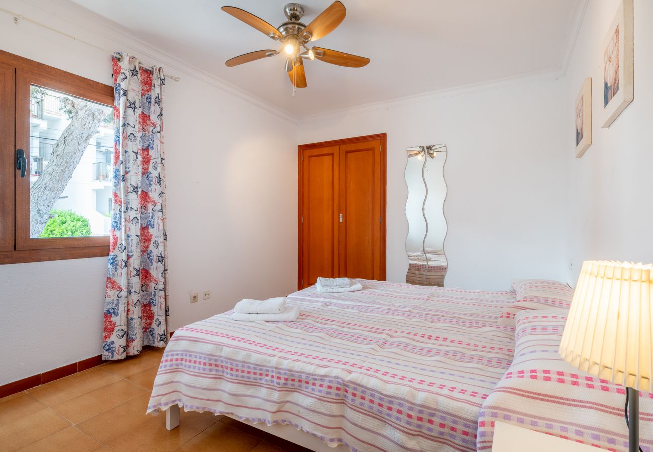 Apartment in Portocolom - Apartment Corb Mari