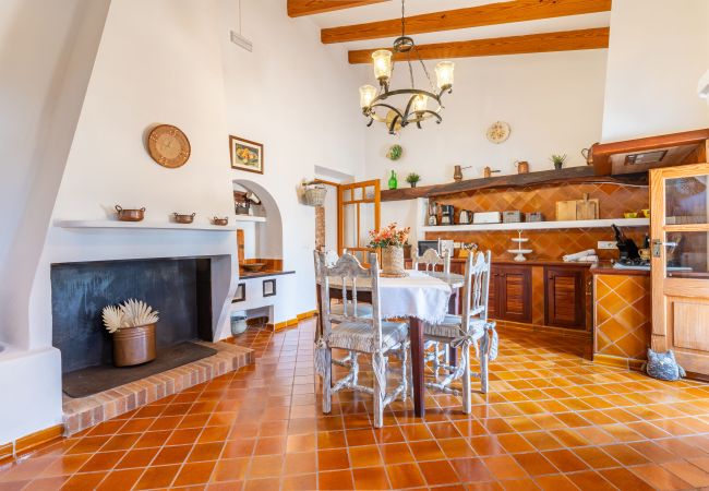 House in Manacor - Finca Es Castellot Vell House in Manacor - Finca Es Castellot Vell