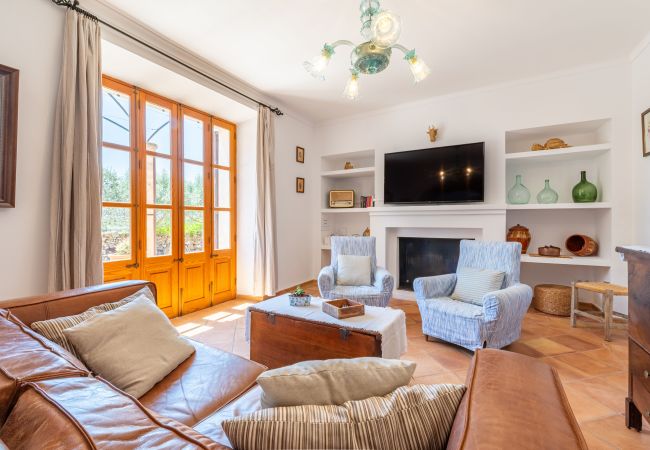 House in Manacor - Finca Es Castellot Vell House in Manacor - Finca Es Castellot Vell