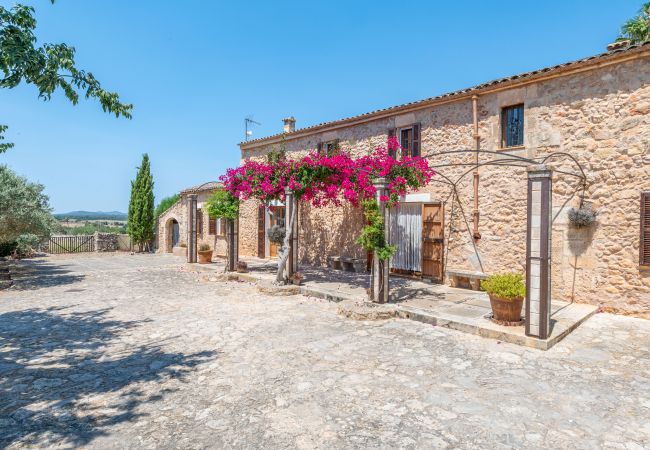 House in Manacor - Finca Es Castellot Vell House in Manacor - Finca Es Castellot Vell