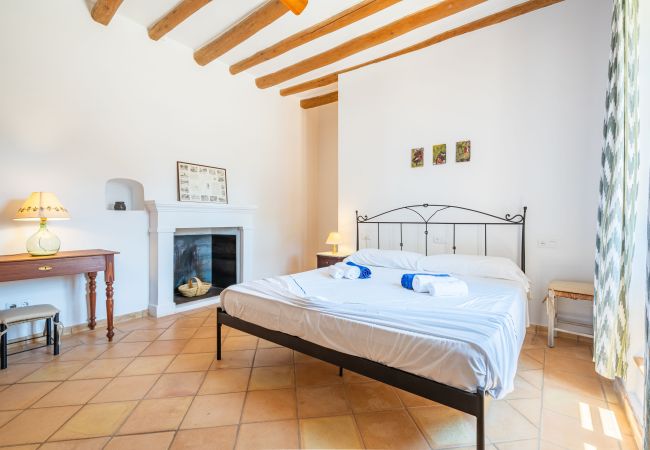 House in Manacor - Finca Es Castellot Vell House in Manacor - Finca Es Castellot Vell