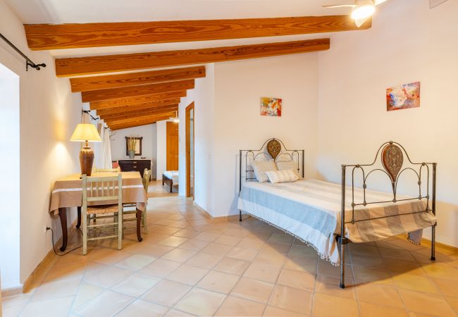 House in Manacor - Finca Es Castellot Vell House in Manacor - Finca Es Castellot Vell