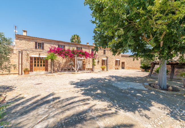 House in Manacor - Finca Es Castellot Vell House in Manacor - Finca Es Castellot Vell