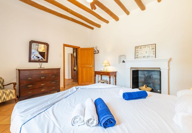 House in Manacor - Finca Es Castellot Vell House in Manacor - Finca Es Castellot Vell