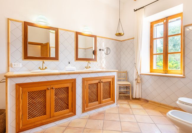 House in Manacor - Finca Es Castellot Vell House in Manacor - Finca Es Castellot Vell