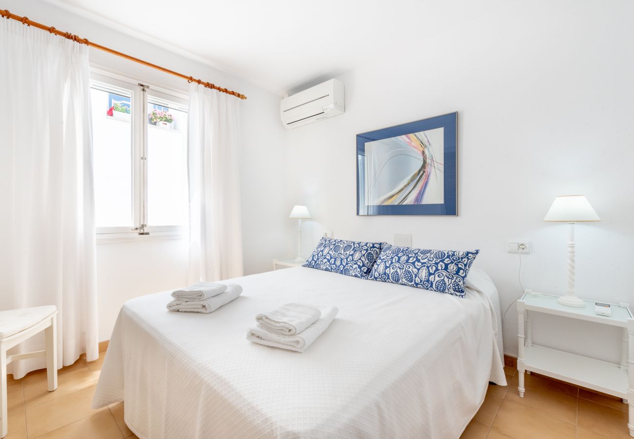 Apartment in Portocolom - Apartment Pins i Mar by Mallorca House Rent