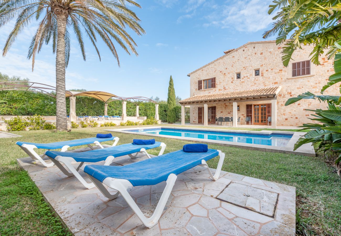 Villa in Es Llombards - Finca Sa Bassa des Castellet