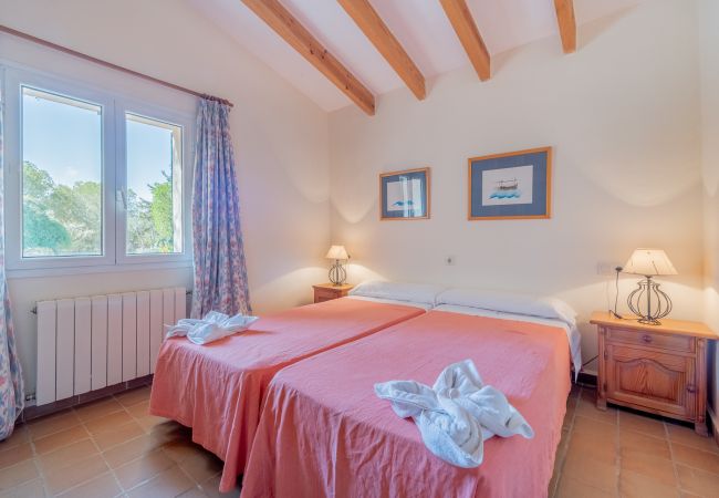 Villa in Cala Murada - Finca Es Pi by Mallorca House Rent Villa in Cala Murada - Finca Es Pi by Mallorca House Rent