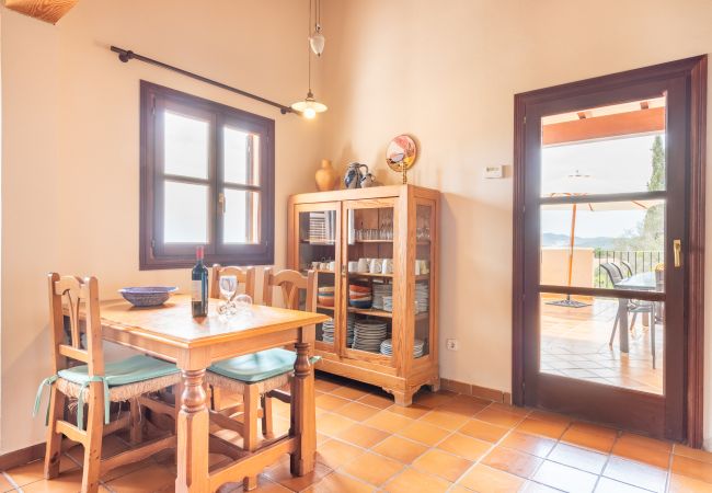 Villa in Manacor - Finca Can Raull by Mallorca House Rent Villa in Manacor - Finca Can Raull by Mallorca House Rent