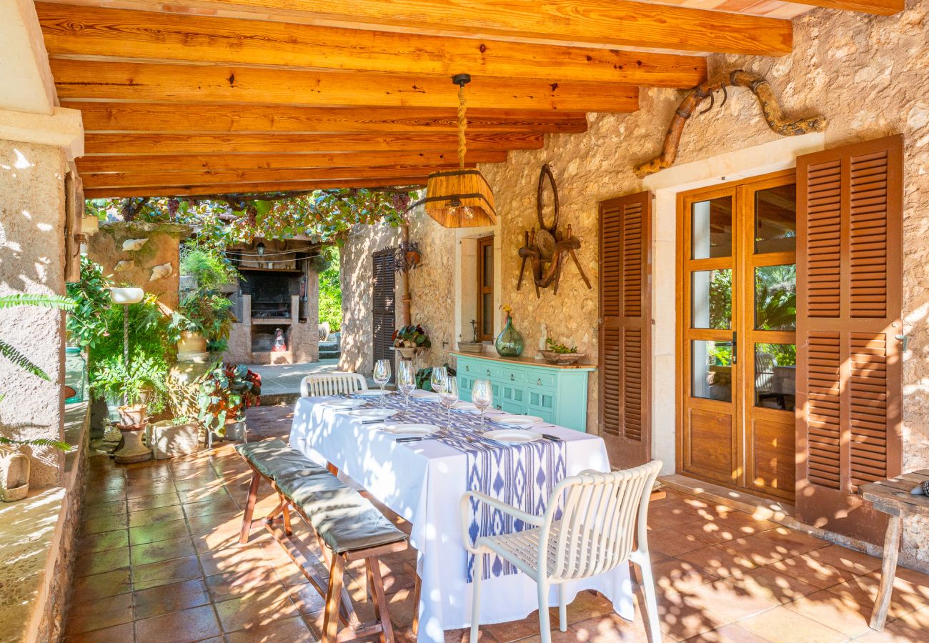 Country house in Cas Concos - Finca Can Quadrat by Mallorca House Rent
