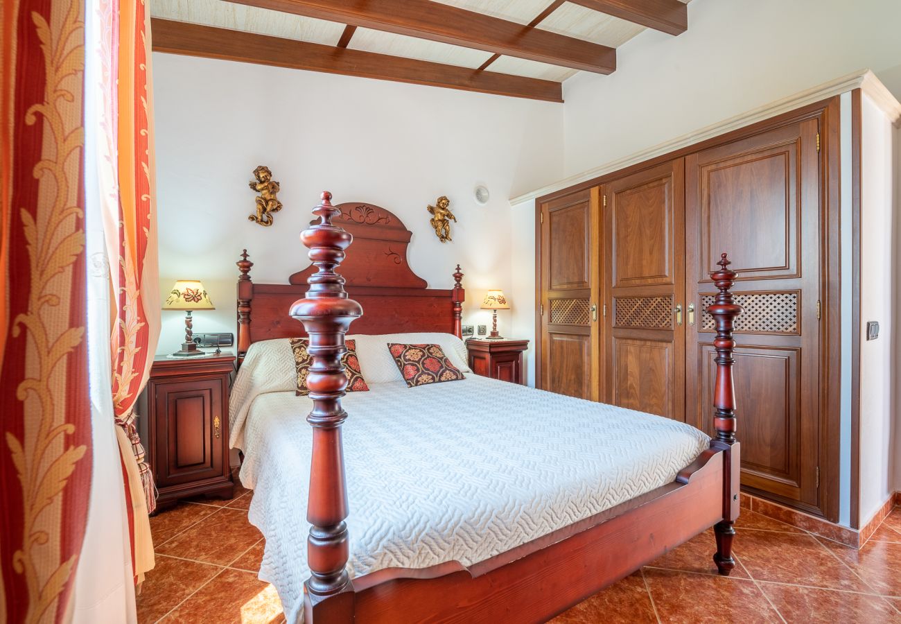 Country house in Felanitx - Finca con ETV en Felanitx